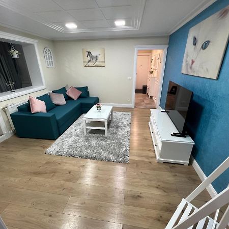 Paty'S Apartment Лугож Екстериор снимка
